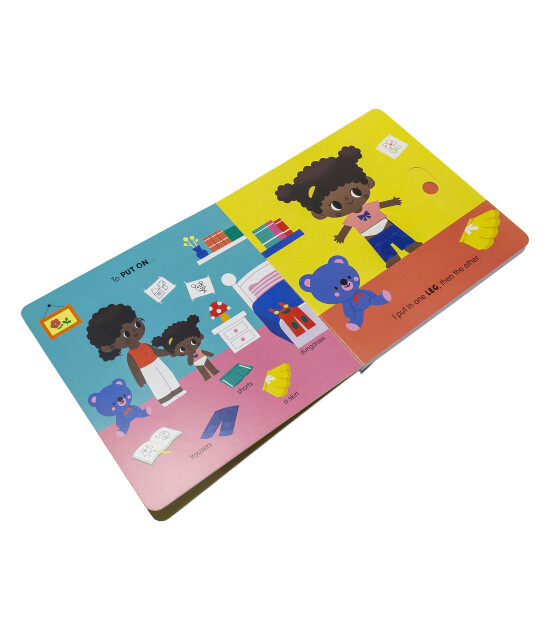 Auzou Publishing My First Animated Board Book: Getting Dressed (Early Learning)