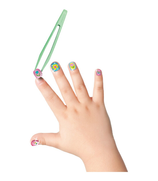 Avenir Press-on Nails Tırnak Çıkartmaları // Garden World