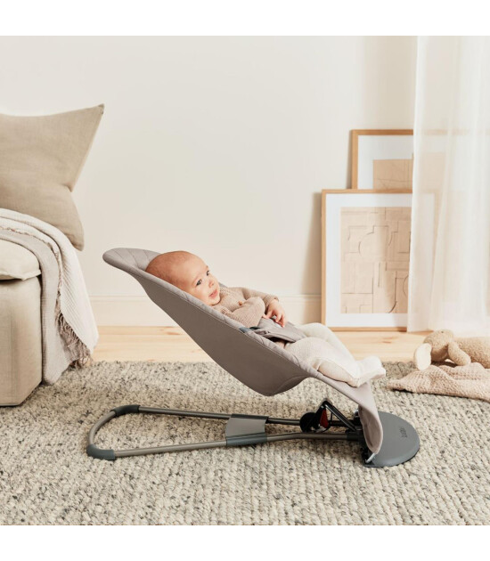 Babybjörn Balance Bliss Cotton Oyuncaklı Ana Kucağı // Sand Grey