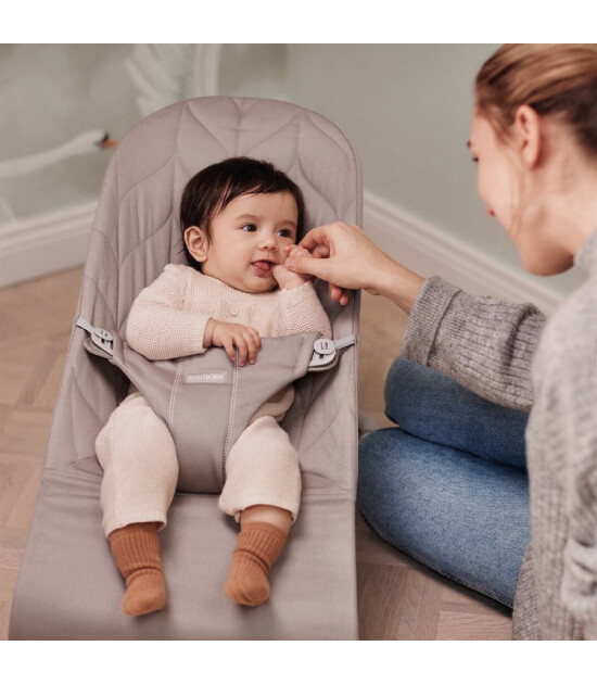 Babybjörn Bliss Petal Cotton Oyuncaklı Ana Kucağı // Sand Grey