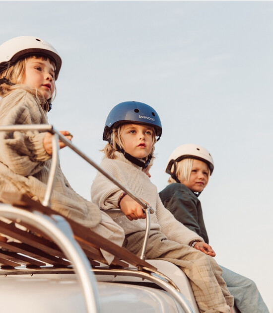 Banwood Kask // Pink