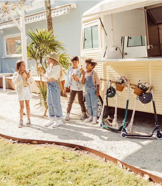 Banwood Vintage Maxi Scooter // Pink