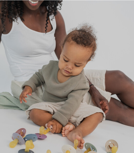 Bibs Colour Kauçuk Simetrik Uç Emzik // Blush