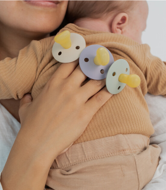 Bibs Colour Kauçuk Simetrik Uç Emzik // Blush