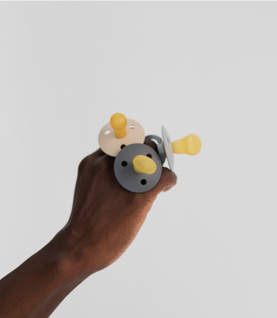 Bibs Colour Kauçuk Simetrik Uç Emzik // Blush