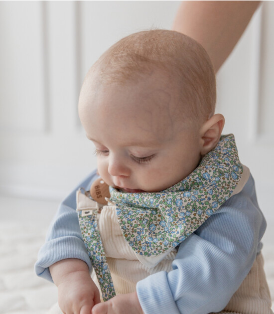 BIBS x Liberty Müslin Bebek Yaka Bandana // Chamomile Lawn Violet Sky