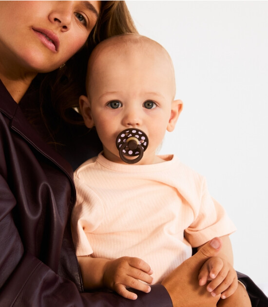 Bibs Studio Kau&ccedil;uk Emzik // Polka Dots - Mocha / Baby Pink