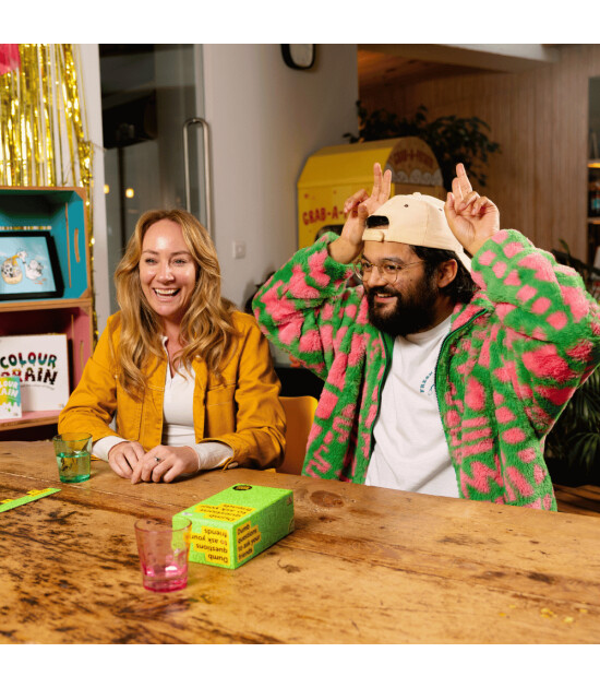 Big Potato Games Kutu Oyunu // Dumb Questions To Ask Your Friends