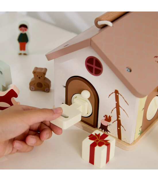 Classic World Kilitli Ahşap Ev