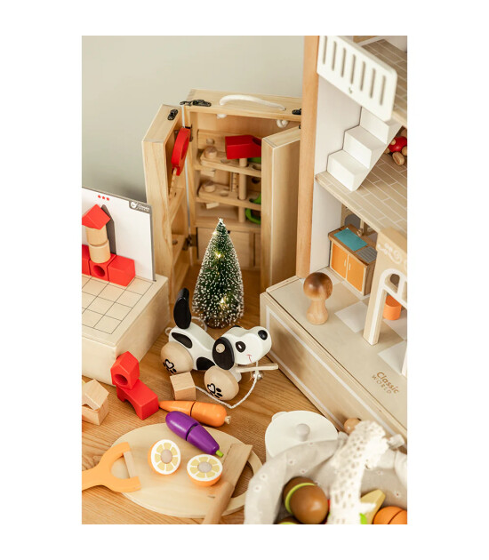 Classic World Ahşap Happy Bebek Evi