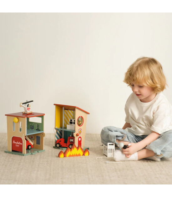 Classic World Ahşap İtfaiye İstasyonu