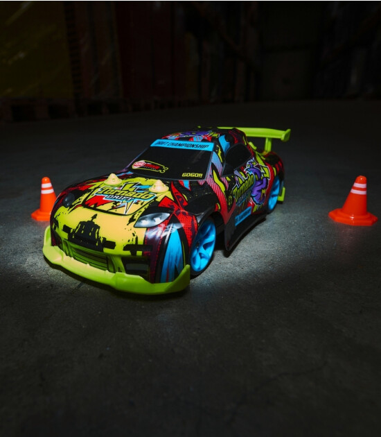 Dickie Tornado Uzaktan Kumandalı Drift Araba