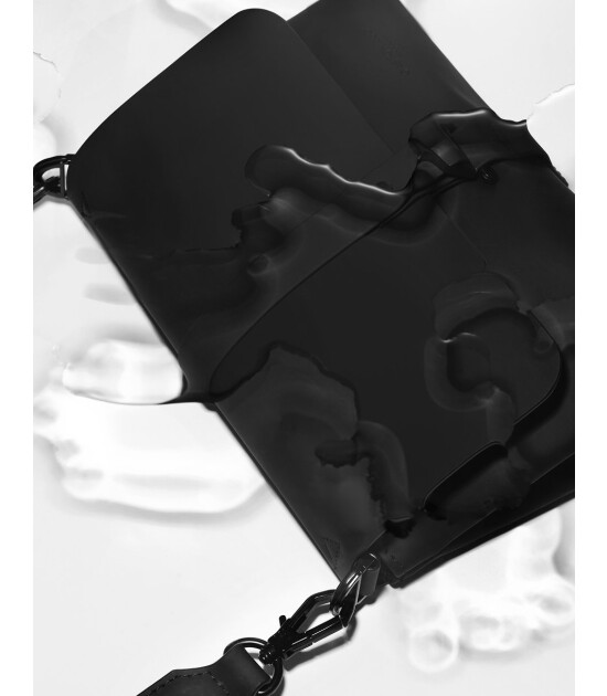 Gaston Luga Spläsh Crossbody Bag // Black