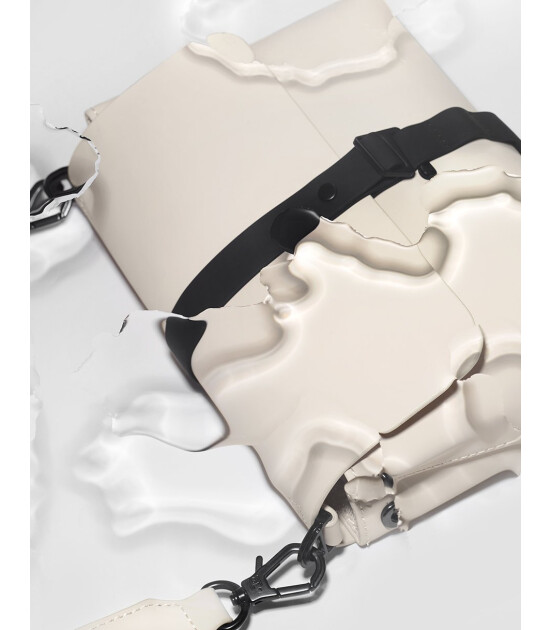 Gaston Luga Spläsh Crossbody Bag // Cloud Cream