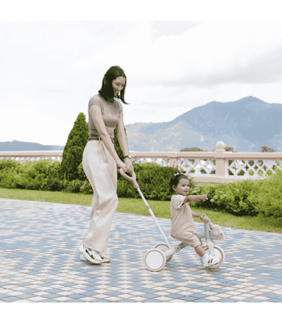 Globber Learning Trike 3in1 Plus Bisiklet // Pastel Yeşil