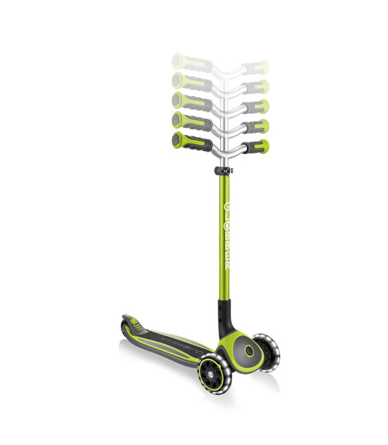 Globber Master Işıklı Katlanabilir Scooter // Yeşil
