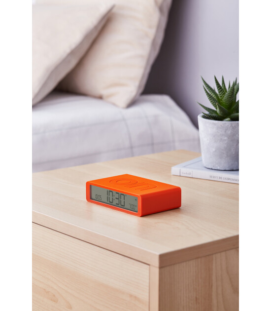 Lexon Flip Klasik Şarj Edilebilir Alarm Saat // Turuncu