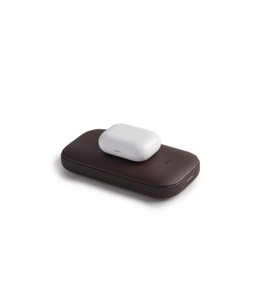 Lexon Powersound Deri Kablosuz Şarj Cihazı ve Bluetooth Hoparlör // Kahverengi