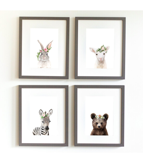 Little Forest Animals Tacho with Flower (Gri Çerçeve)