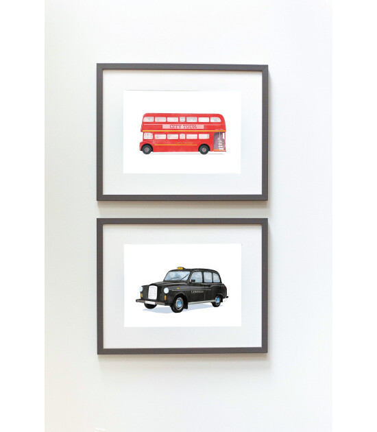 Little Forest Animals London Taxi (Gri Çerçeve)