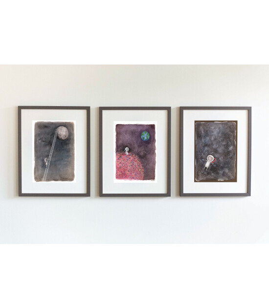 Little Forest Animals Looking to the World (Gri Çerçeve)