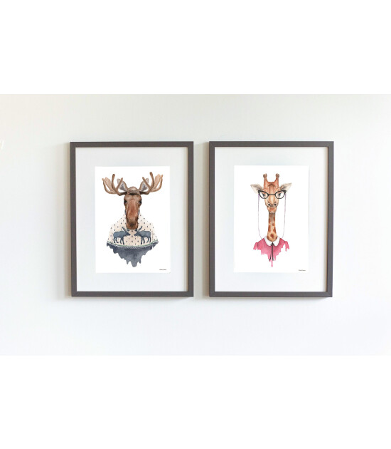 Little Forest Animals Caribou with Sweater (Gri Çerçeve)