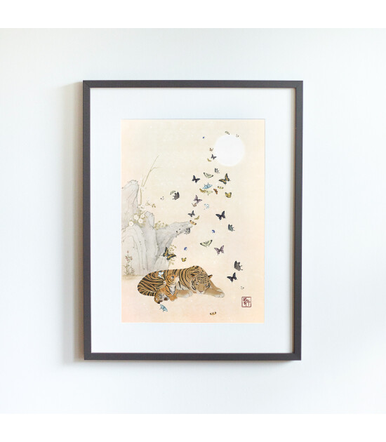 Little Forest Animals Korean Tiger with Butterflies (Gri Çerçeve)