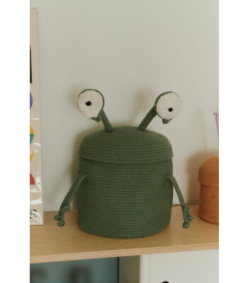 Lorena Canals Sepet // Alien Zog