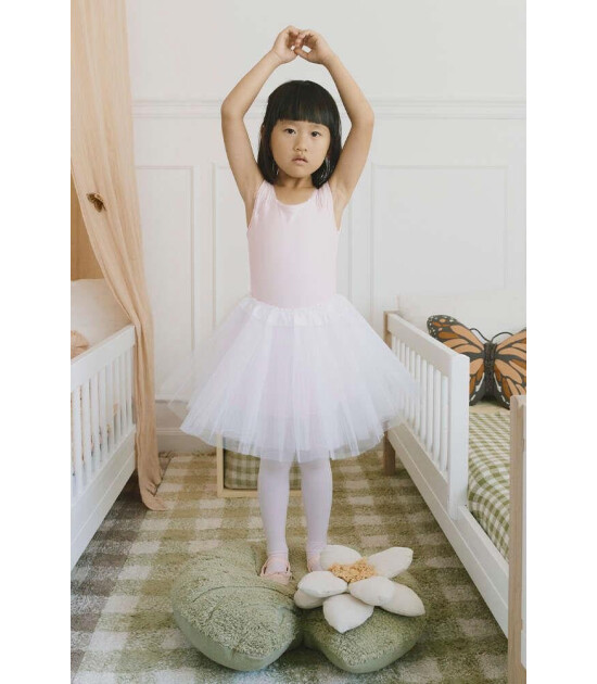 Lorena Canals Yer Minderi // Water Lily