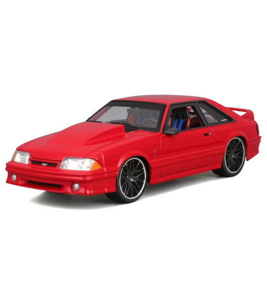 Maisto Model Araba Ford Mustang SVT Cobra (1993) // Kırmızı