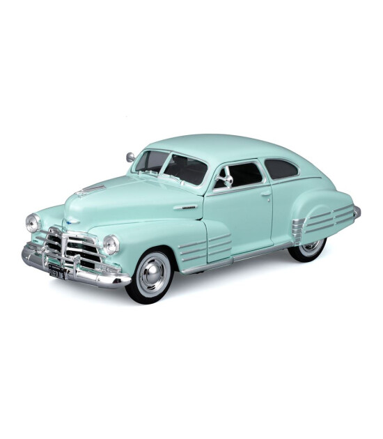 Maisto Model Araba Chevrolet Fleetline Aerosedan (1948) // Açık Yeşil
