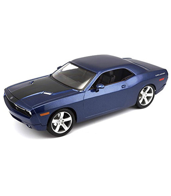 Maisto Model Araba Dodge Challenger (2006) // Lacivert