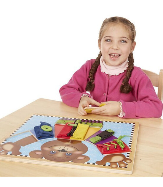 Melissa & Doug Ahşap Temel Beceri Geliştirme Tahtası