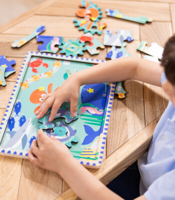 Melissa & Doug Ahşap Dişli Yapboz // Denizaltı (18 Parça)