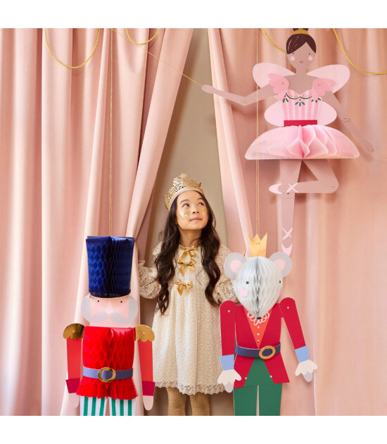 Meri Meri Asılan Süs // Nutcracker