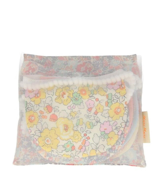 Meri Meri Asılan Süs // Çiçekli Kumaş