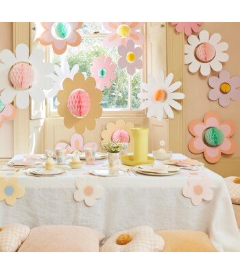 Meri Meri Asılan Süs // Groovy Flower