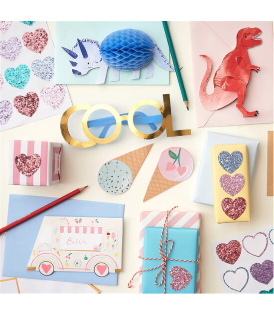 Meri Meri Sticker &Ccedil;ıkartma // G&ouml;kkuşağı Kalp