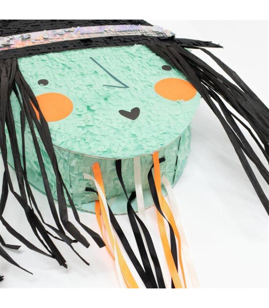 Meri Meri Pinyata // Cadı