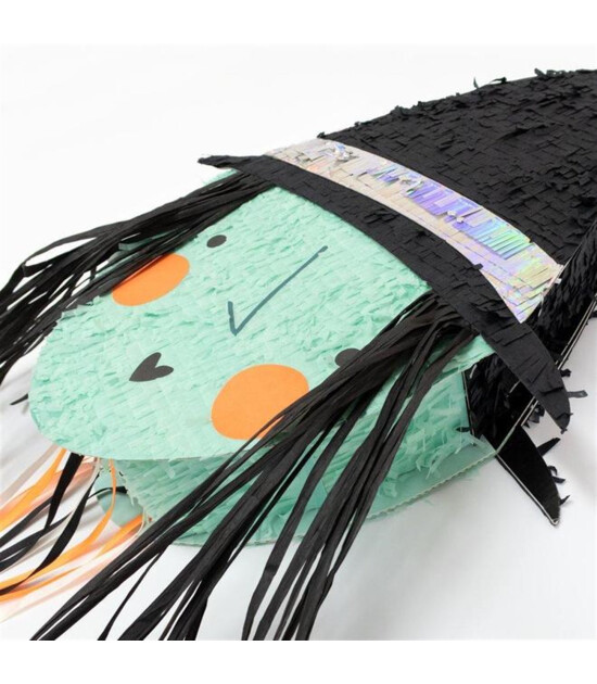 Meri Meri Pinyata // Cadı