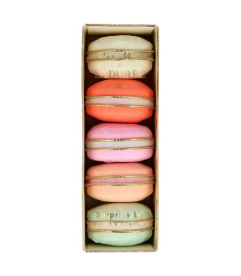 Meri Meri Parti Masa Süsü // Sürpriz