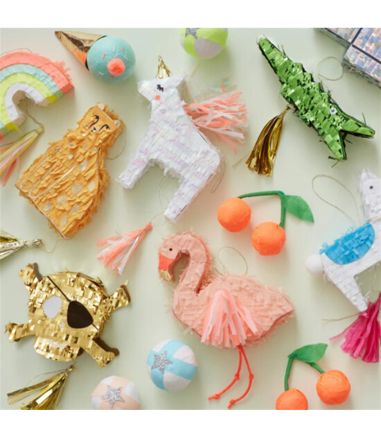 Meri Meri Mini Pinyata // Korsan