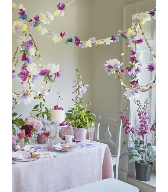 Meri Meri Asılan Süs // Lilac Blossom Chandelier