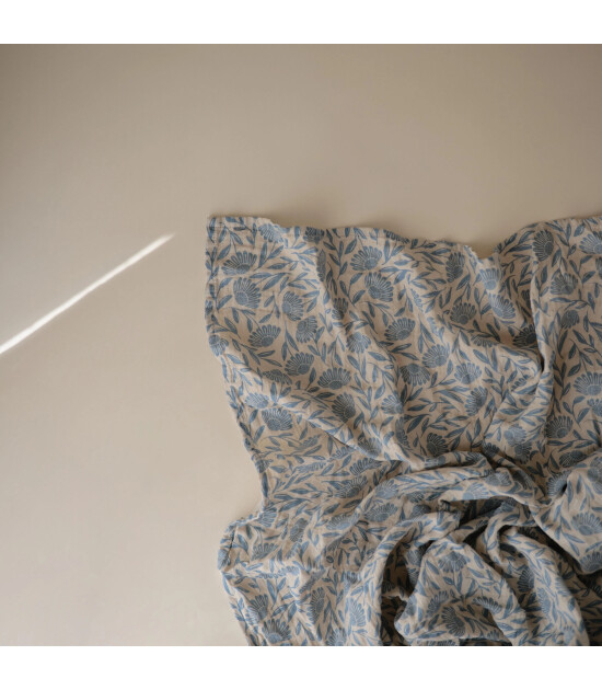 Mushie Organik Müslin Örtü // Blue Flowers