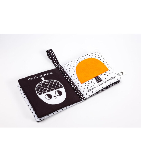 Nosy Crow Baby's First Cloth Book: Cuddly Bear