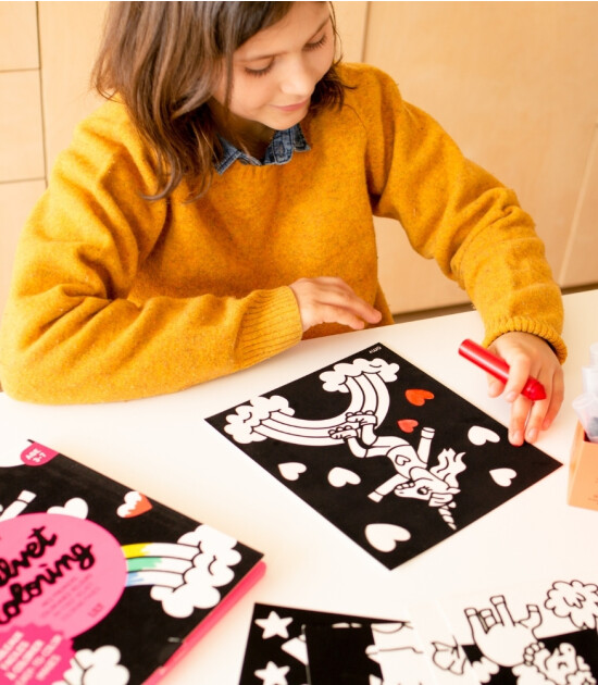 OMY Velvet Coloring Kadife Boya Kartları // Lily