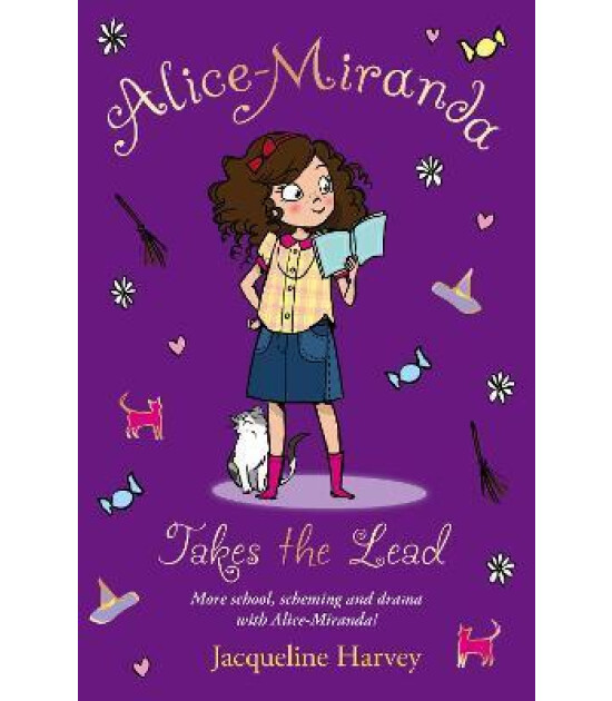 Penguin Random House Children's UK Alice-Miranda Takes the Lead : Book 3