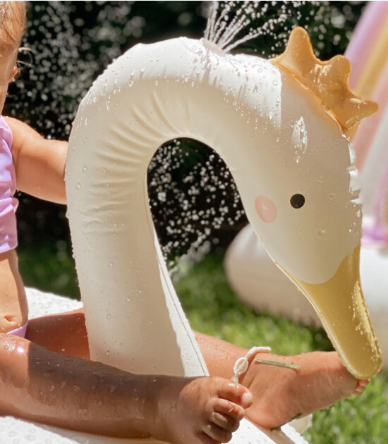 Sunnylife Şişme Su Fıskiyesi Oyuncağı // Swan