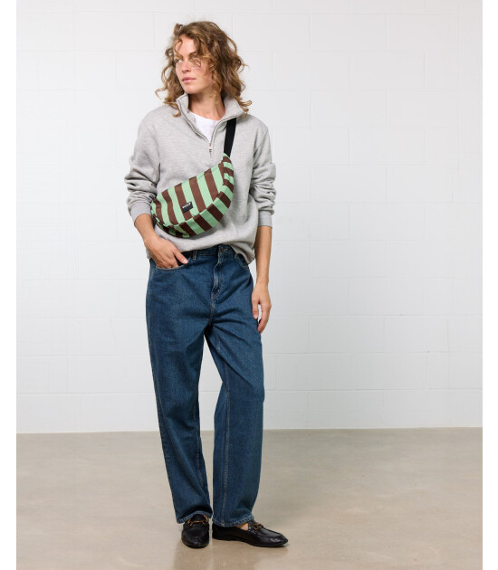 Wouf Half Moon Crossbody Bag Çapraz Askılı Çanta // Antwerp