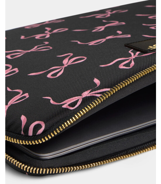 Wouf Laptop Sleeve Kılıf (15-16 inch) // Juliette